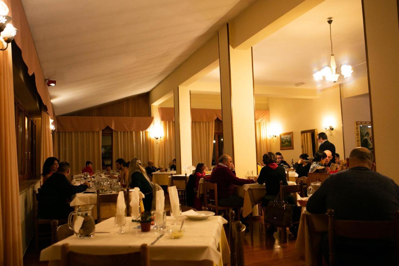 Apulia Hotel Gran Sasso Prati di Tivo Esterno foto