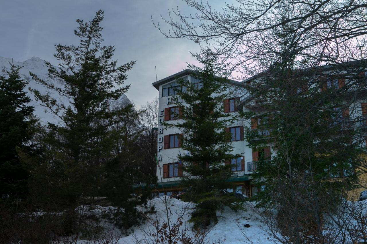 Apulia Hotel Gran Sasso Prati di Tivo Esterno foto